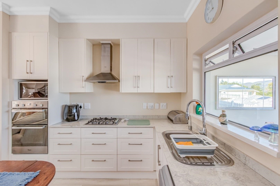 1 Bedroom Property for Sale in Hunters Home Western Cape